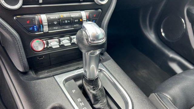 2021 Ford Mustang EcoBoost