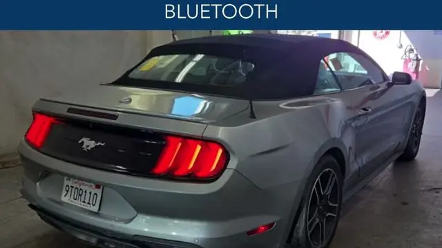 2022 Ford Mustang EcoBoost