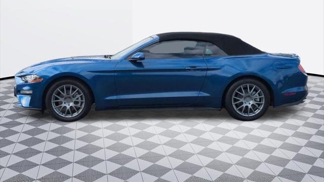 2022 Ford Mustang EcoBoost