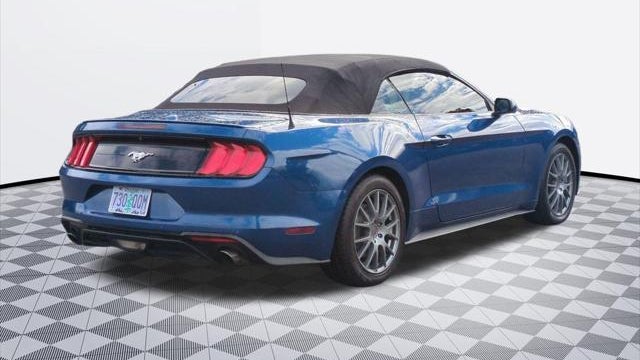 2022 Ford Mustang EcoBoost