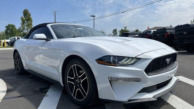 2022 Ford Mustang EcoBoost