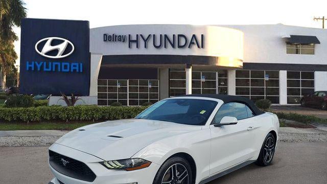 2022 Ford Mustang EcoBoost