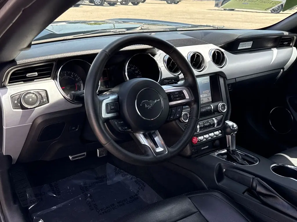 2017 Ford Mustang - $14,900
