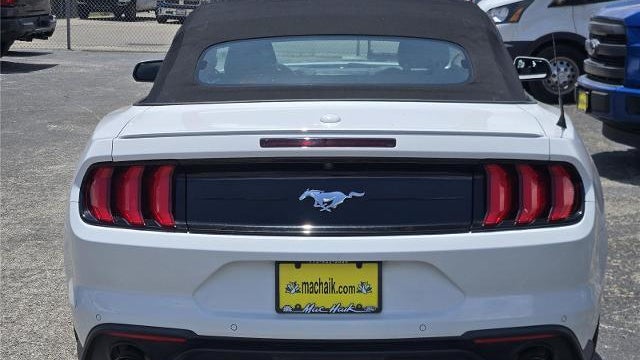 2021 Ford Mustang EcoBoost