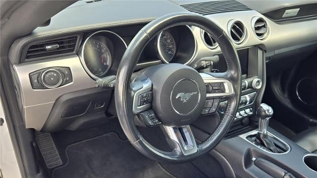 2021 Ford Mustang EcoBoost