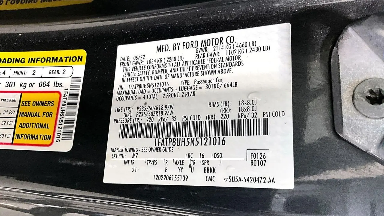 2022 Ford Mustang EcoBoost