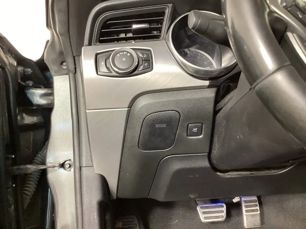 2019 Ford Mustang - $19,997