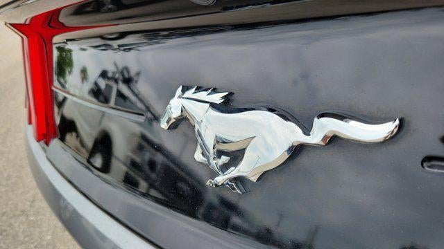 2021 Ford Mustang EcoBoost