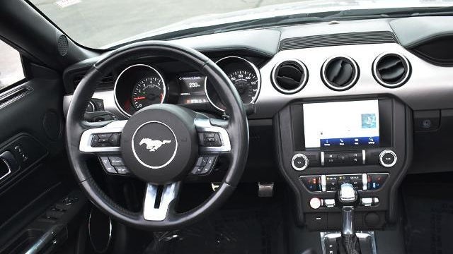 2021 Ford Mustang EcoBoost