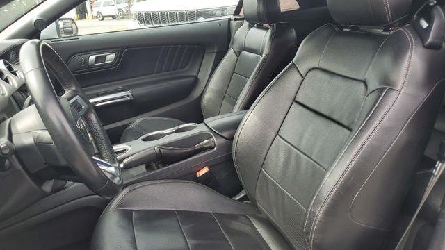 2022 Ford Mustang EcoBoost