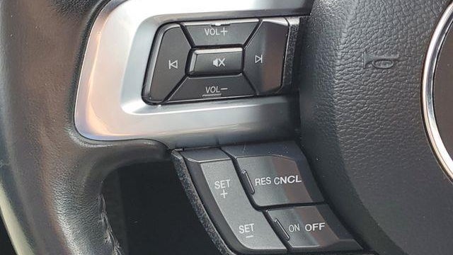 2022 Ford Mustang EcoBoost