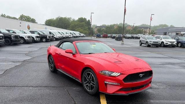 2022 Ford Mustang EcoBoost