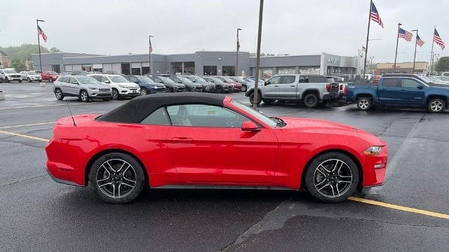 2022 Ford Mustang EcoBoost