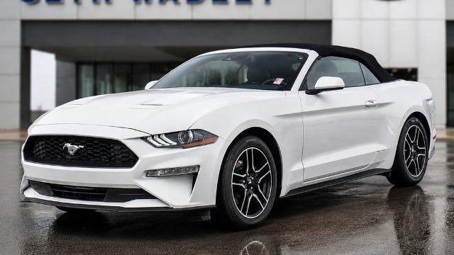 2022 Ford Mustang EcoBoost
