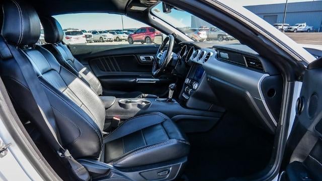 2022 Ford Mustang EcoBoost