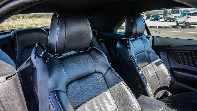 2022 Ford Mustang EcoBoost