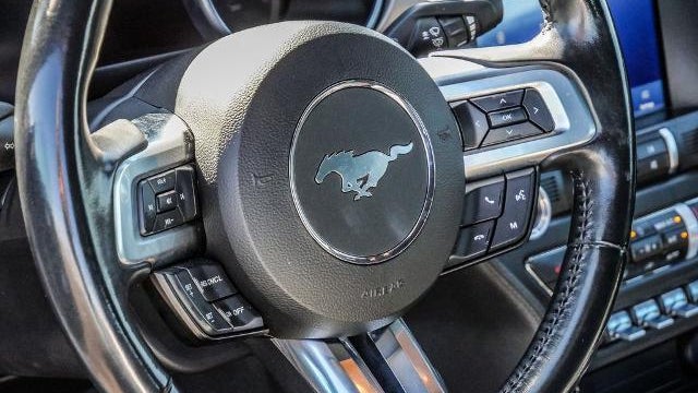 2022 Ford Mustang EcoBoost