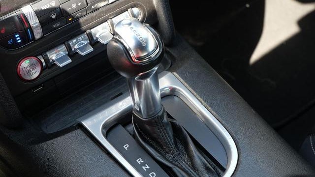 2022 Ford Mustang EcoBoost