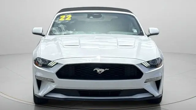 2022 Ford Mustang EcoBoost