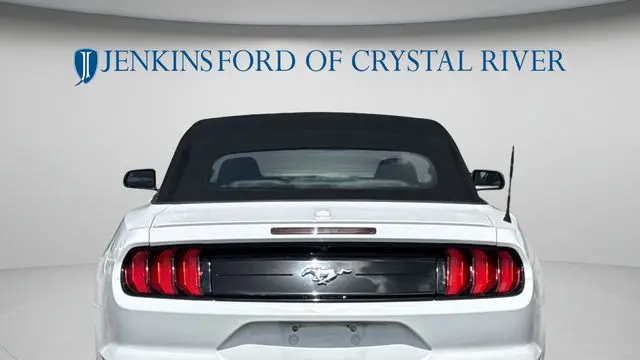 2022 Ford Mustang EcoBoost