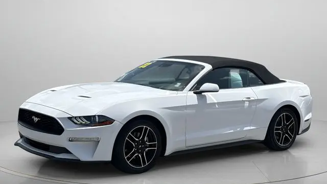 2022 Ford Mustang EcoBoost