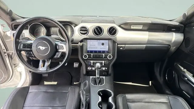 2022 Ford Mustang EcoBoost