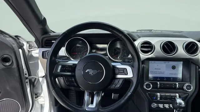 2022 Ford Mustang EcoBoost