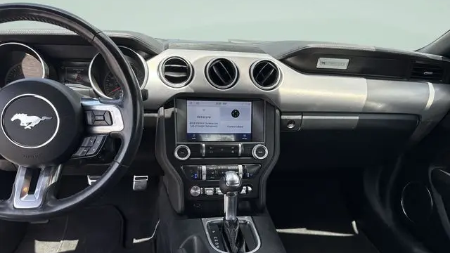 2022 Ford Mustang EcoBoost