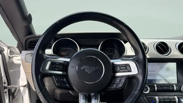 2022 Ford Mustang EcoBoost