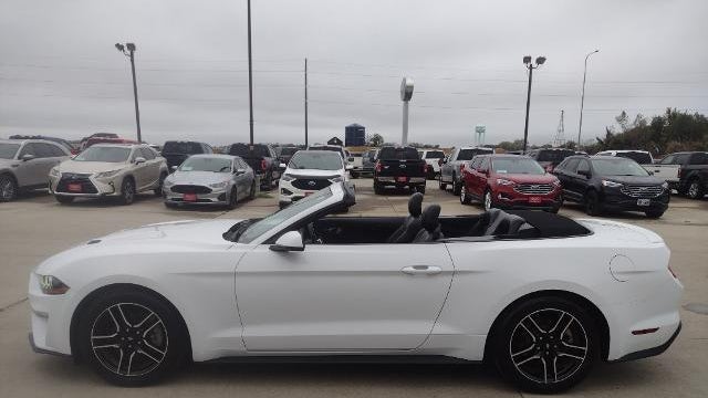 2020 Ford Mustang EcoBoost