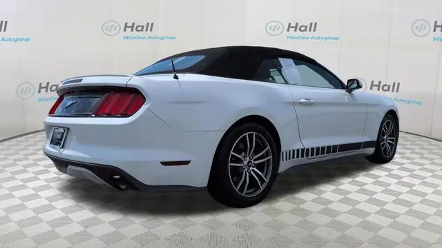 2017 Ford Mustang EcoBoost Premium