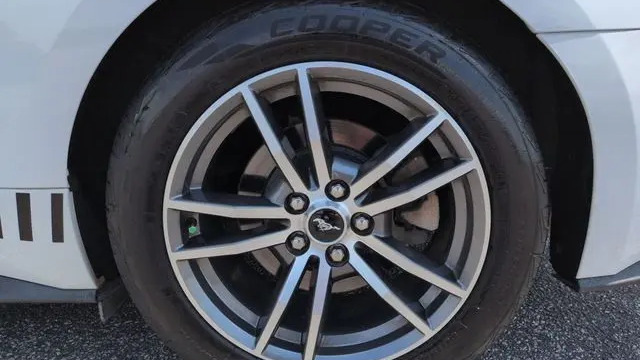 2017 Ford Mustang EcoBoost Premium