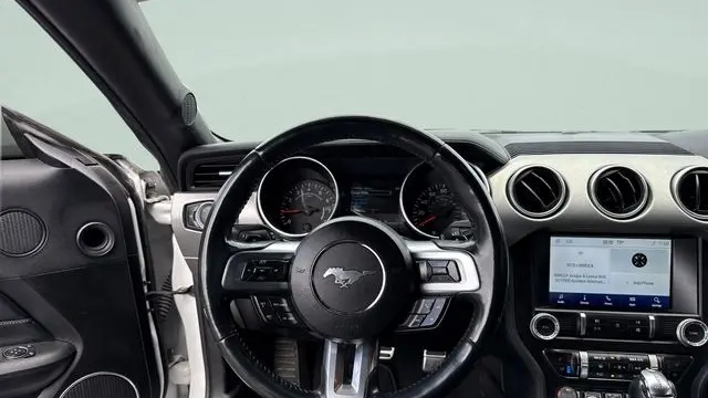 2021 Ford Mustang EcoBoost
