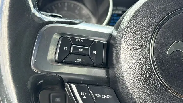 2021 Ford Mustang EcoBoost