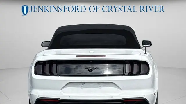 2021 Ford Mustang EcoBoost