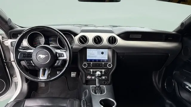 2021 Ford Mustang EcoBoost