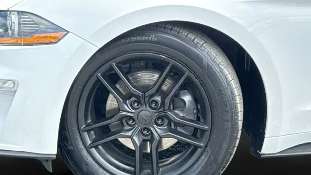 2021 Ford Mustang EcoBoost