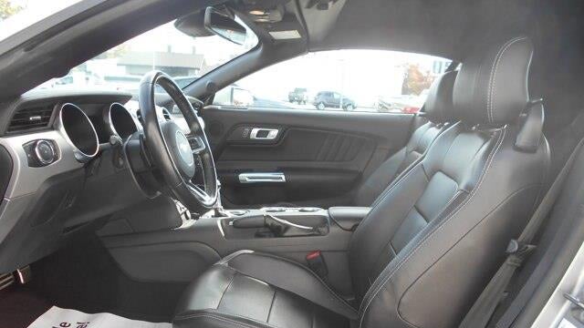 2021 Ford Mustang EcoBoost