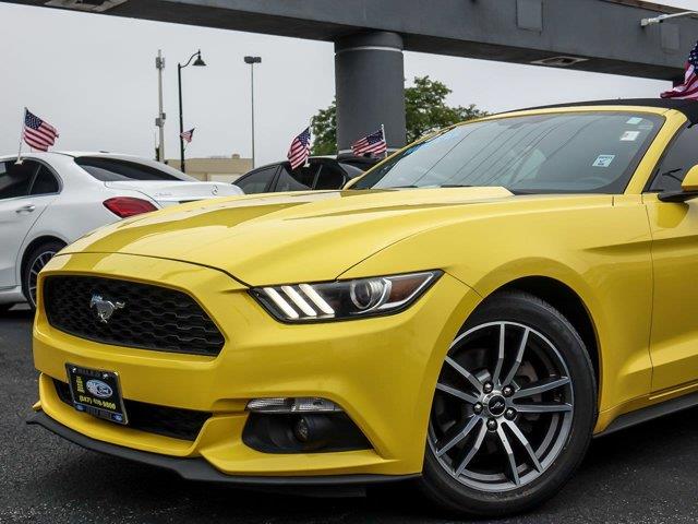 2016 Ford Mustang - $19,904