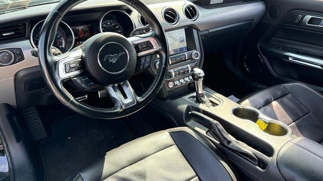 2021 Ford Mustang EcoBoost