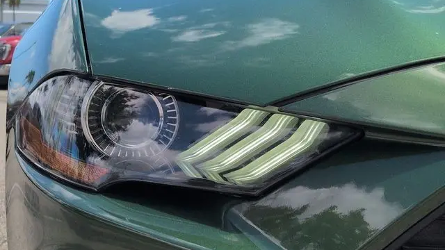 2022 Ford Mustang EcoBoost