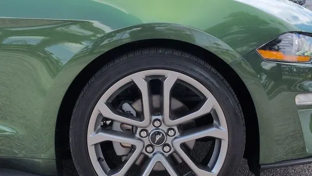 2022 Ford Mustang EcoBoost
