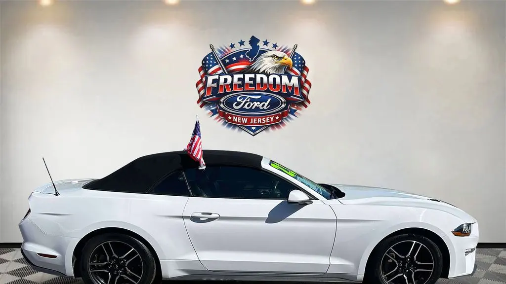 2023 Ford Mustang EcoBoost