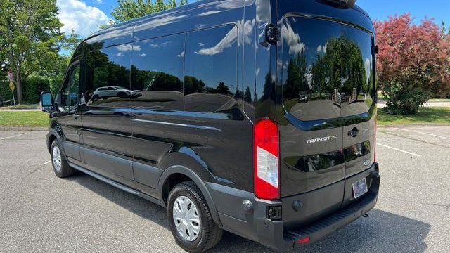 2024 Ford Transit 350 XLT