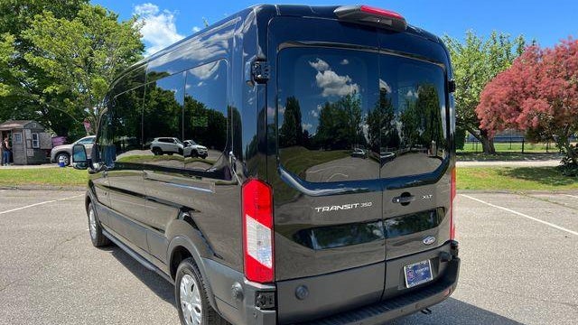 2024 Ford Transit 350 XLT