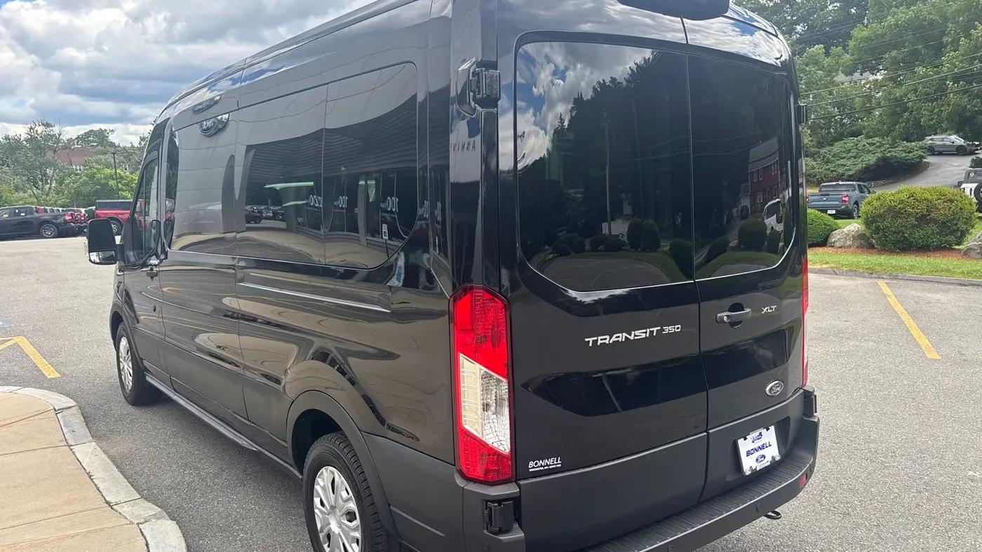 2025 Ford Transit 350 XL