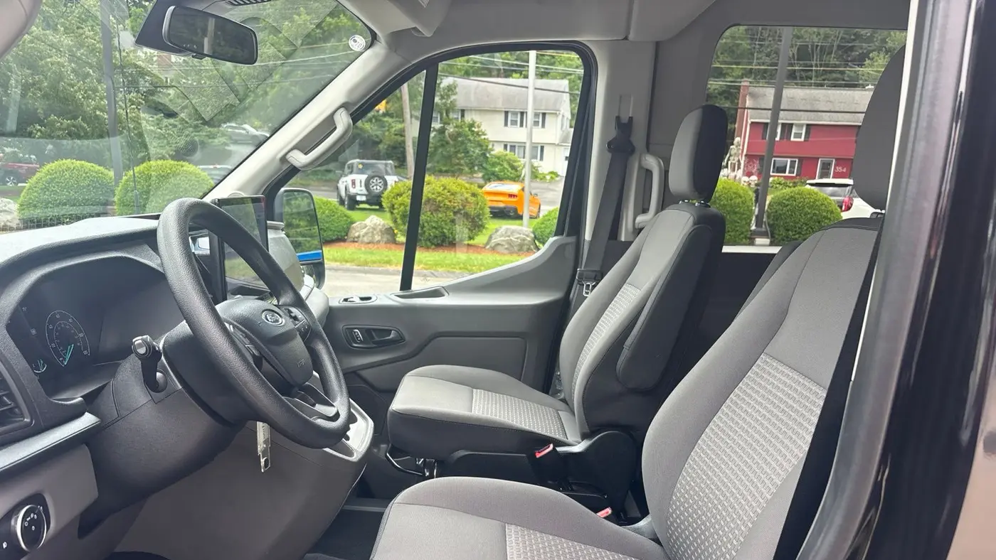 2025 Ford Transit 350 XL