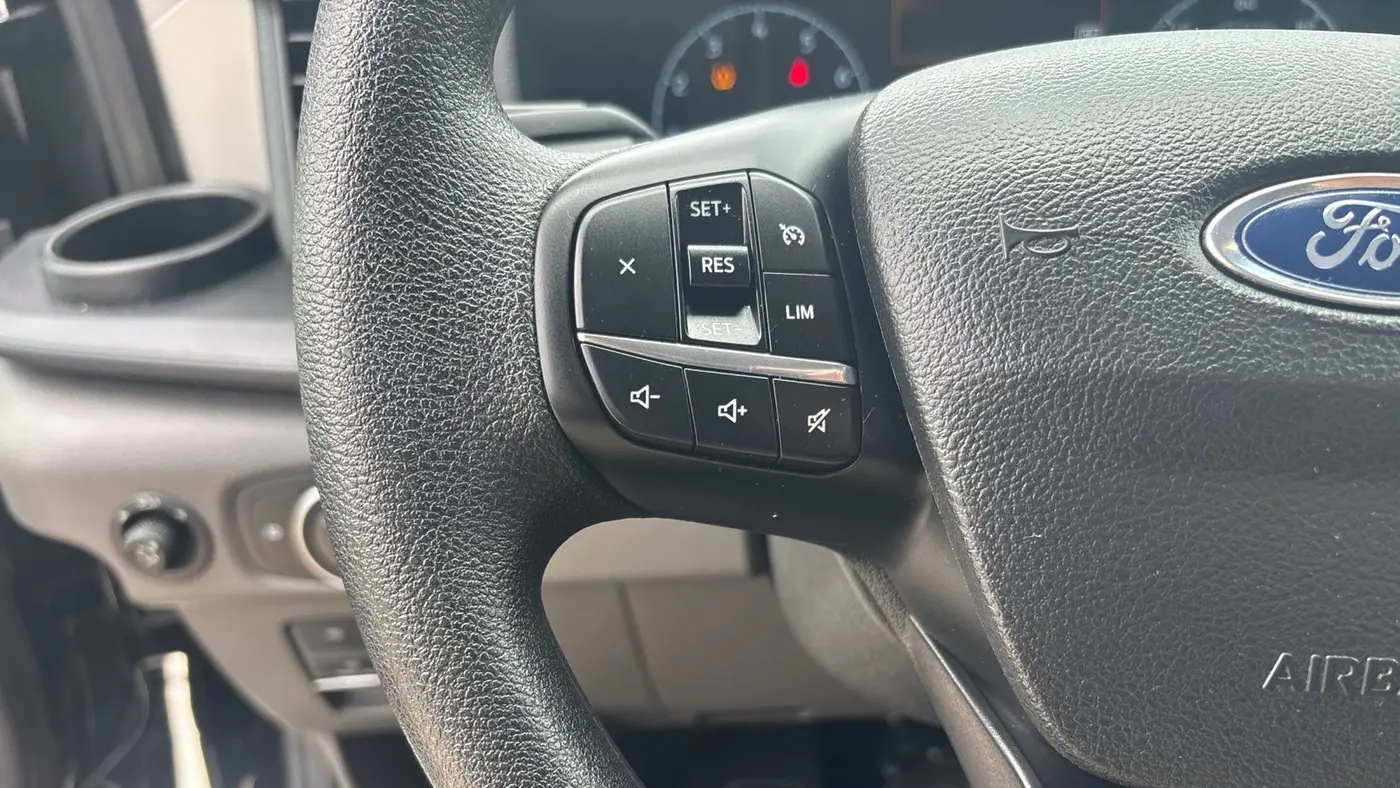 2025 Ford Transit 350 XL