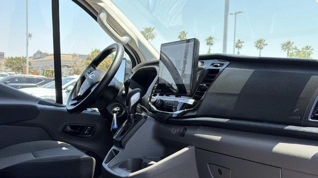 2023 Ford Transit 350 XLT
