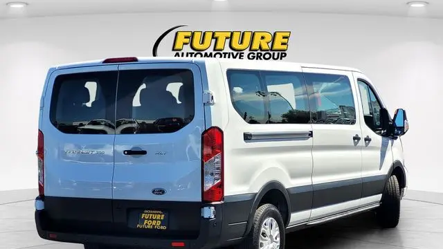 2023 Ford Transit 350 XLT
